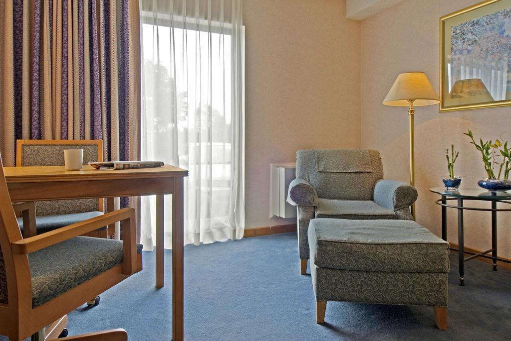 Inn Comfort Lakeshore 2*