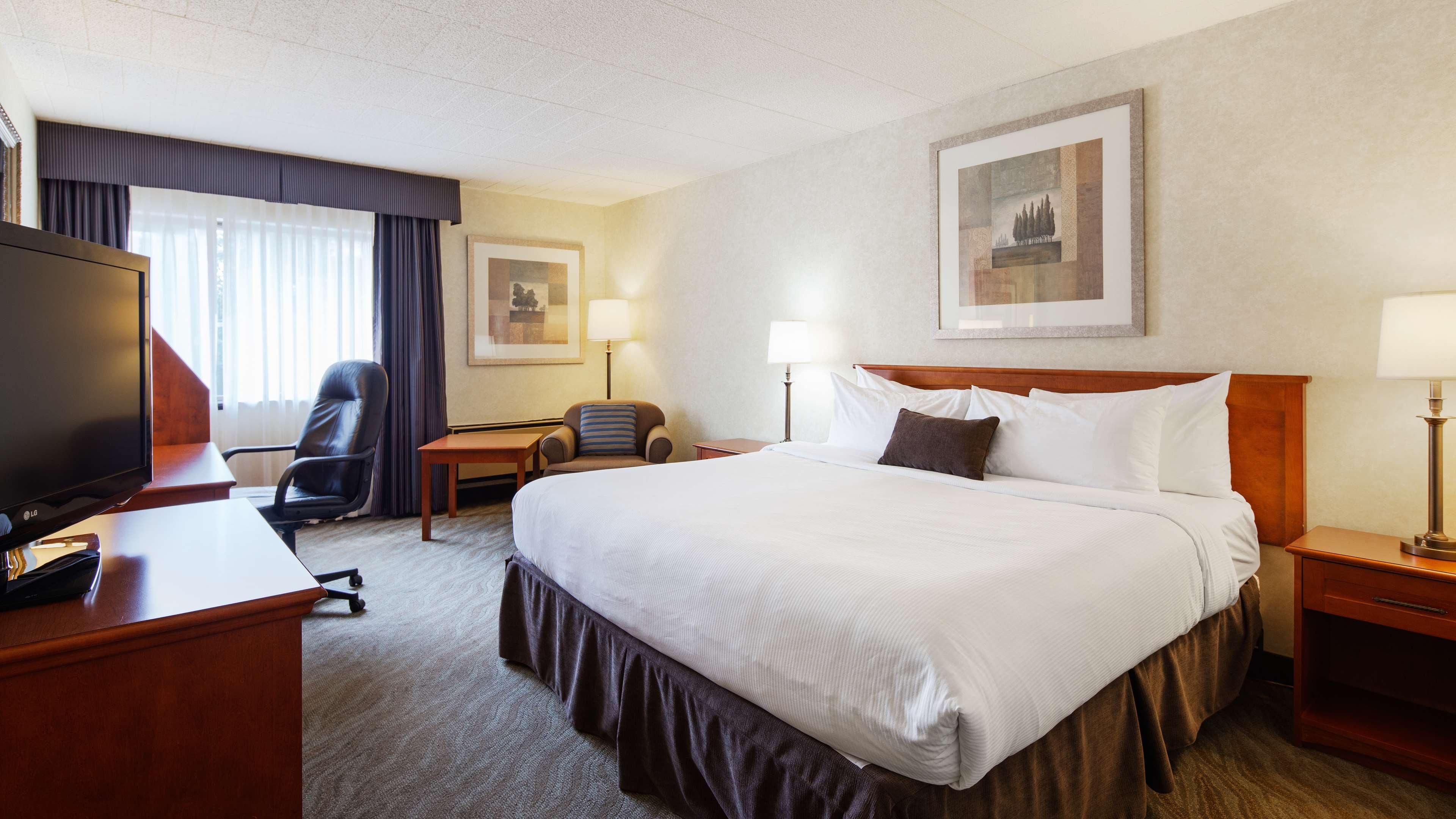 Western & Conference Centre Hotel 3*