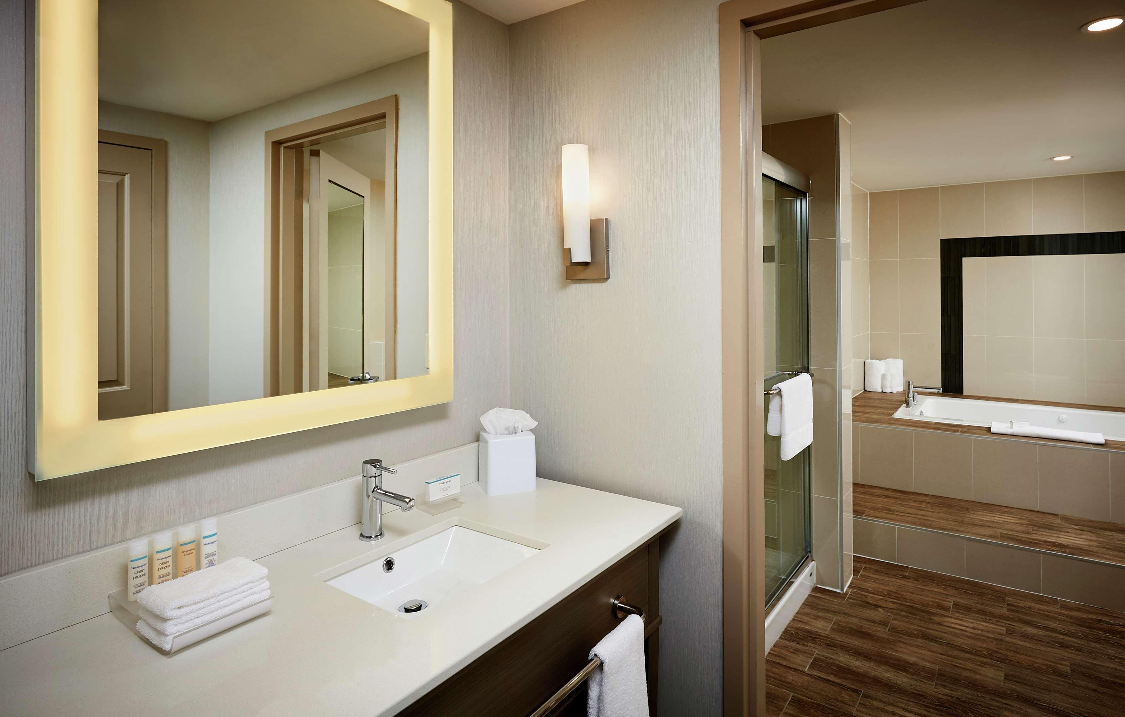 Hotel Homewood By Hilton