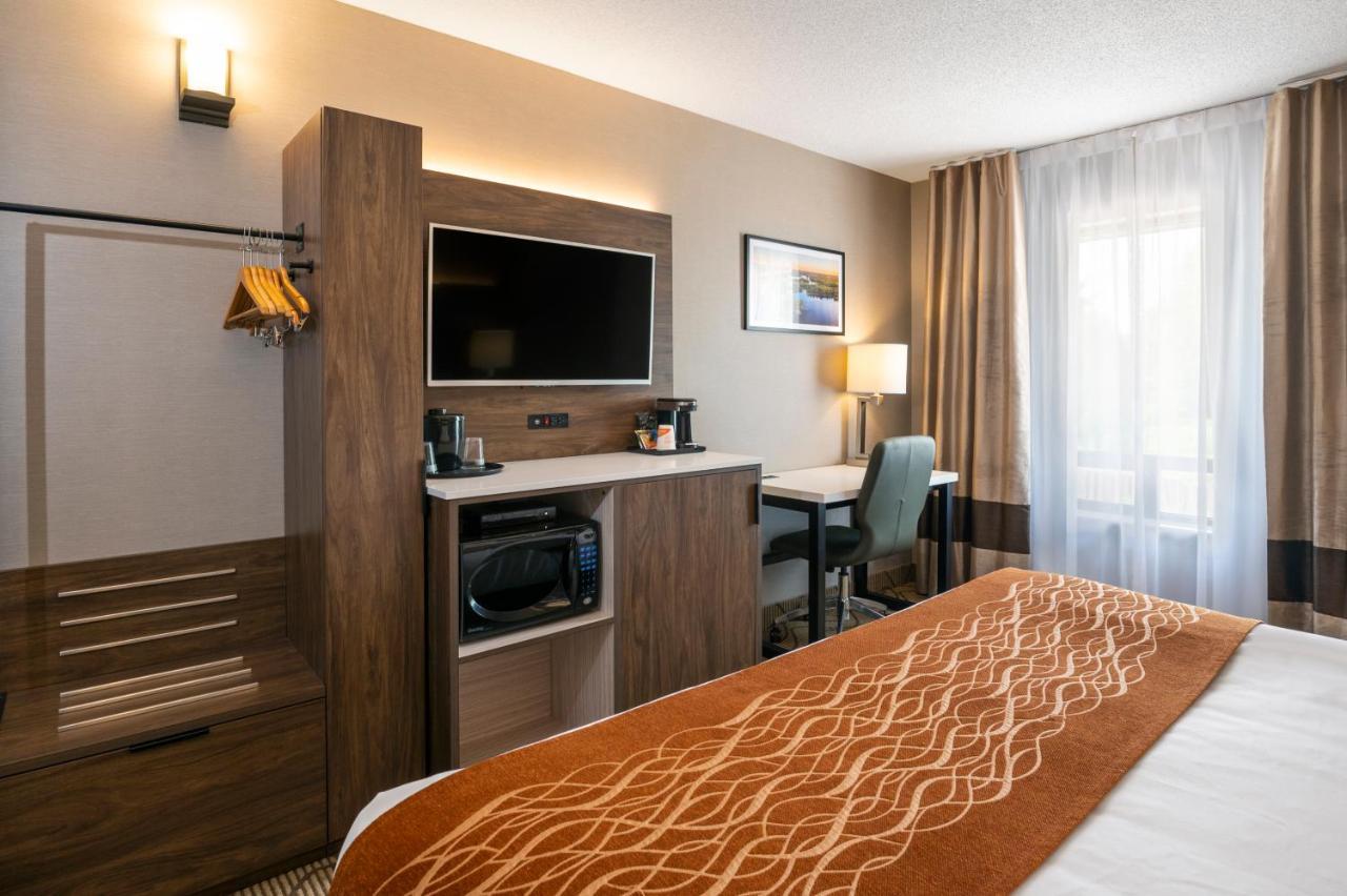 Comfort Lakeshore Inn 2*