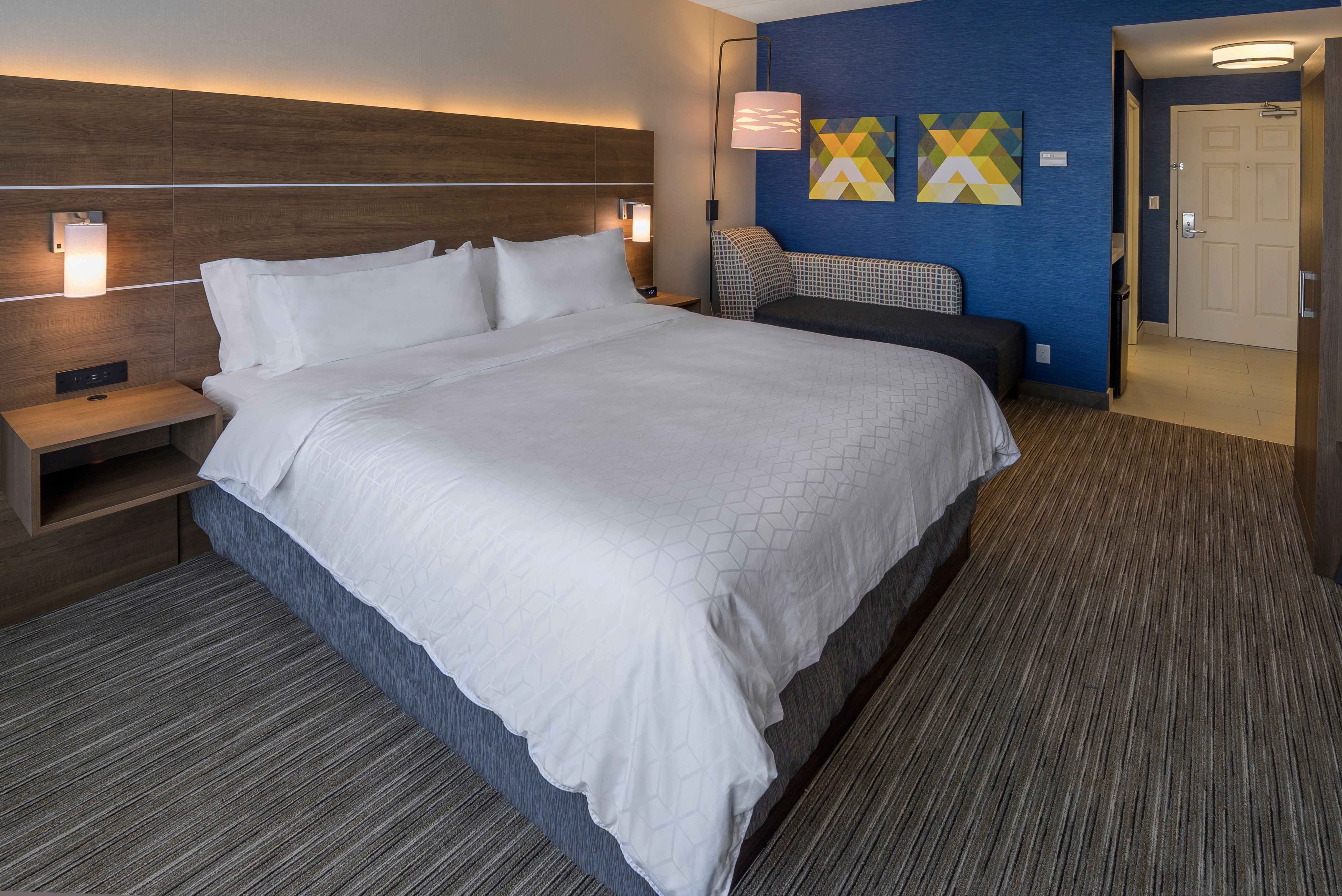 Express & By Ihg Hotel