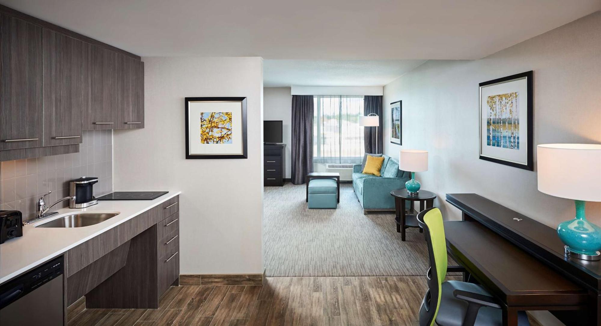 Hotel Homewood By Hilton North Bay