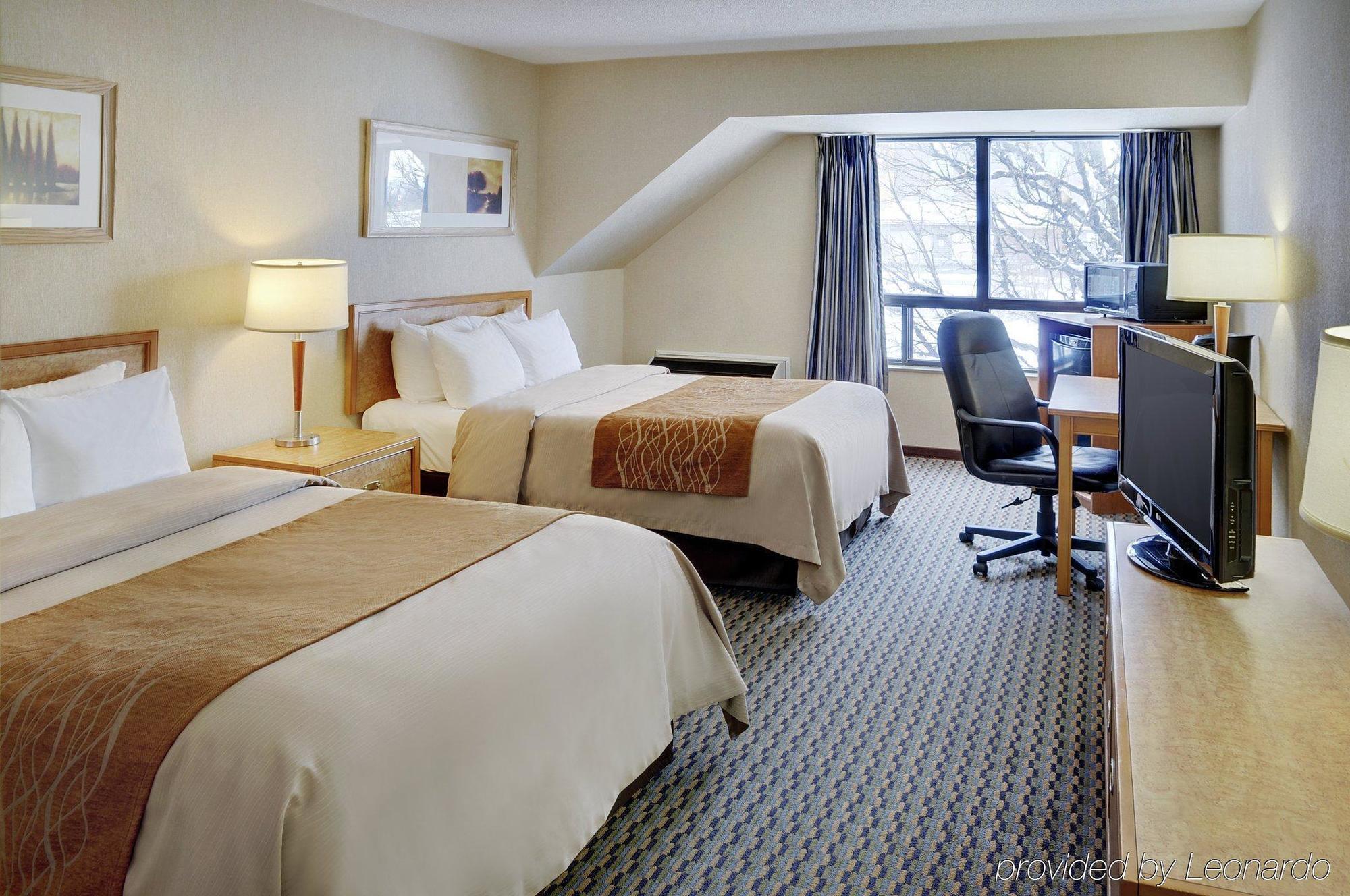Comfort Lakeshore Inn North Bay