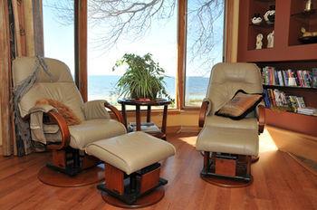 Bed & Breakfast Adani Beach Retreat 5*