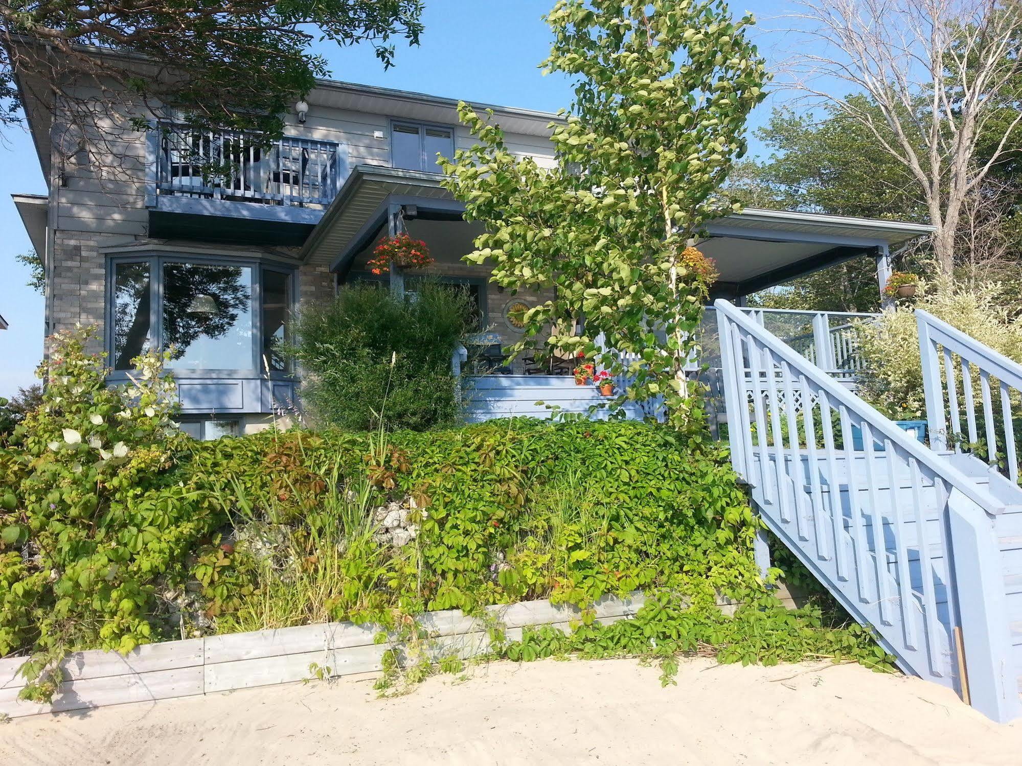 Bed & Breakfast Adani Beach Retreat